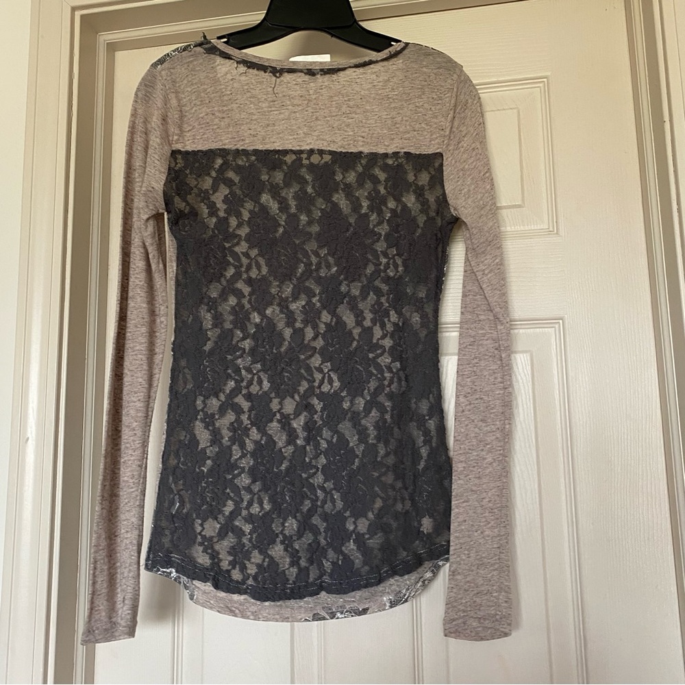 Miss me size small long sleeve top - Picture 3 of 4